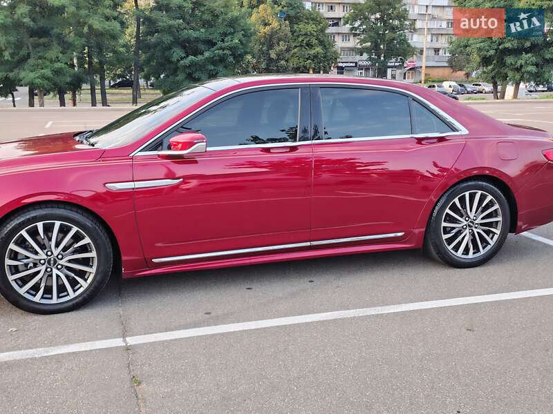 Седан Lincoln Continental 2016 в Киеве