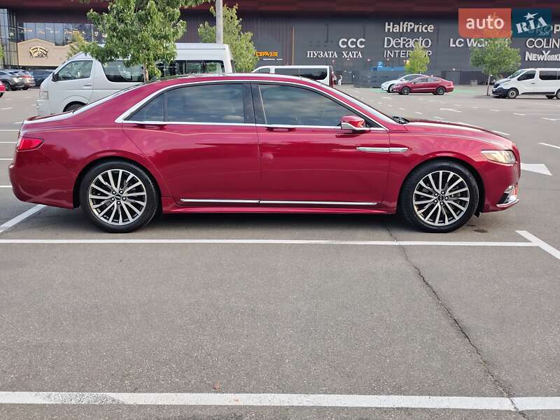 Седан Lincoln Continental 2016 в Киеве