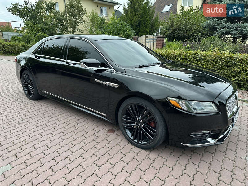 Седан Lincoln Continental 2016 в Чернівцях