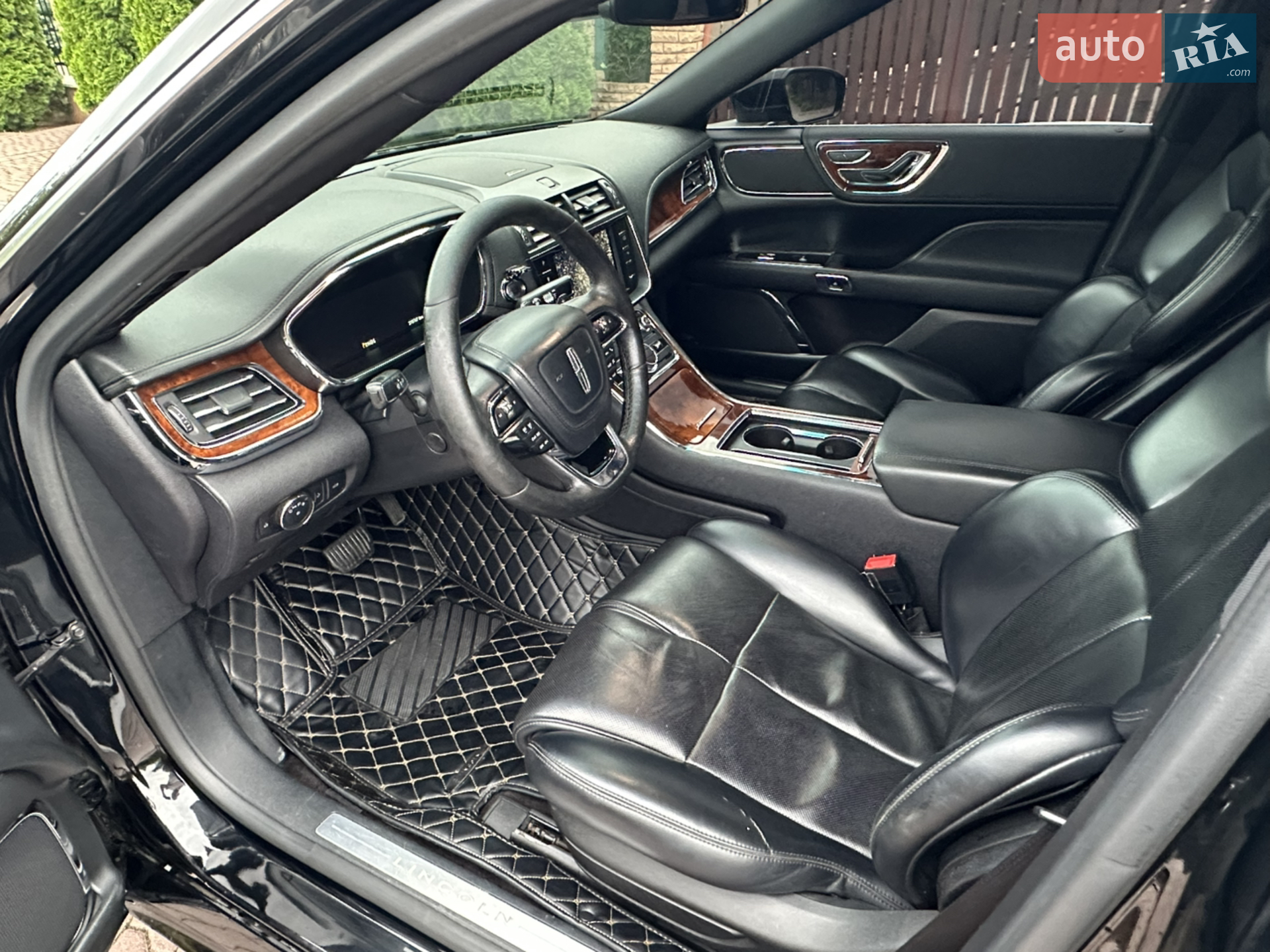 2016 Lincoln Continental - мініатюра 19