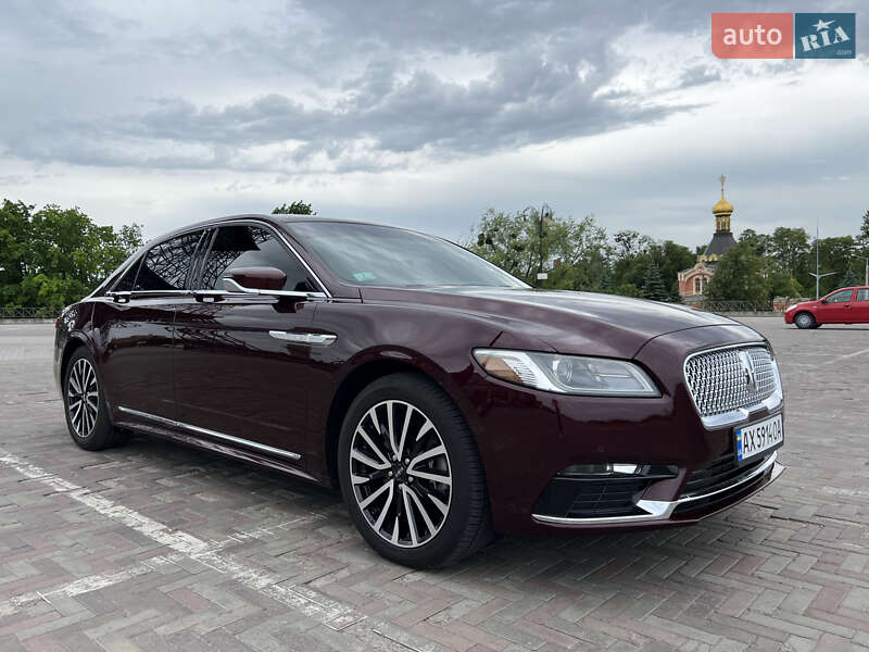 Седан Lincoln Continental 2016 в 