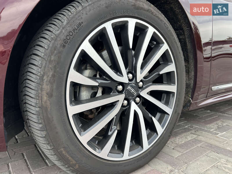 Седан Lincoln Continental 2016 в Харькове