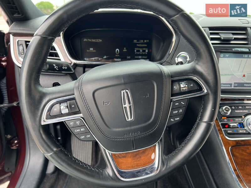 Седан Lincoln Continental 2016 в Харькове