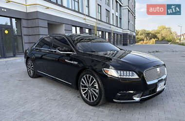 Седан Lincoln Continental 2016 в 