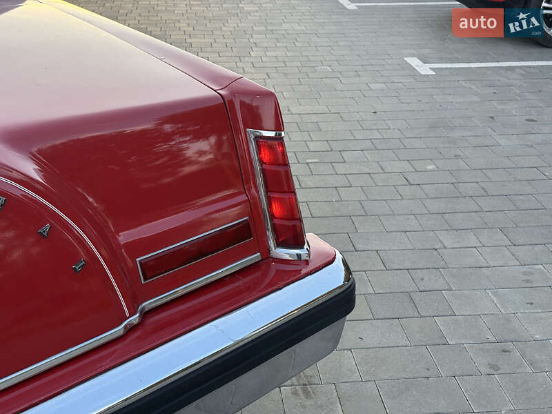 Купе Lincoln Continental 1980 в Луцке
