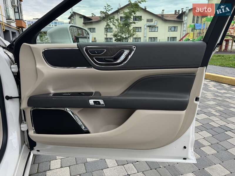 Седан Lincoln Continental 2017 в Виннице фото 13 Седан Lincoln Continental 2017 в Виннице