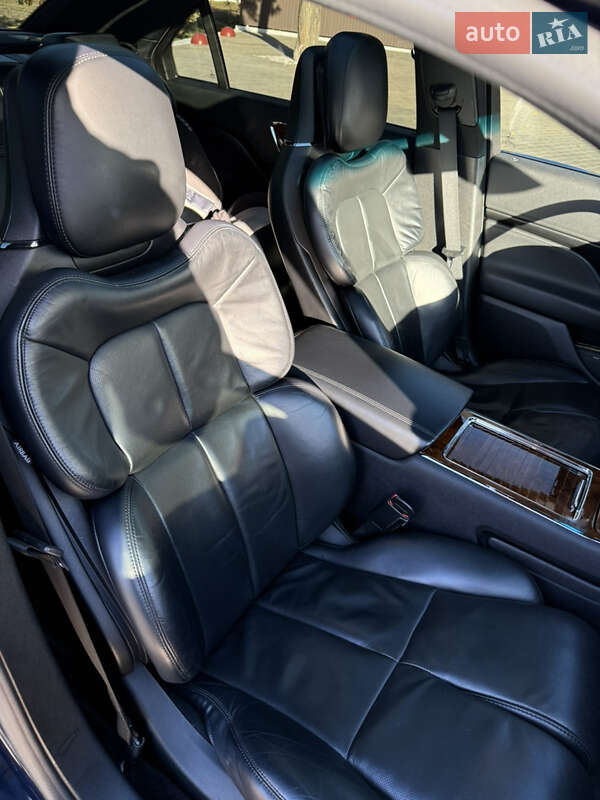 Седан Lincoln Continental 2017 в Измаиле фото 18 Седан Lincoln Continental 2017 в Измаиле