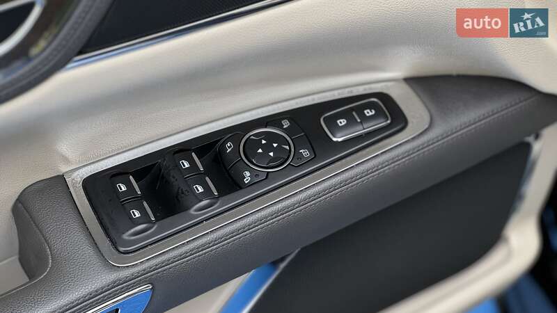 Седан Lincoln Continental 2016 в Києві фото 14 Седан Lincoln Continental 2016 в Києві