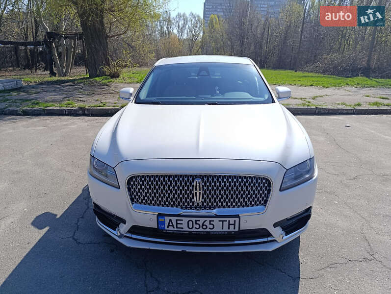 Седан Lincoln Continental 2016 в Днепре