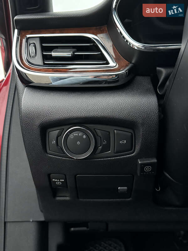 Седан Lincoln Continental 2020 в Києві