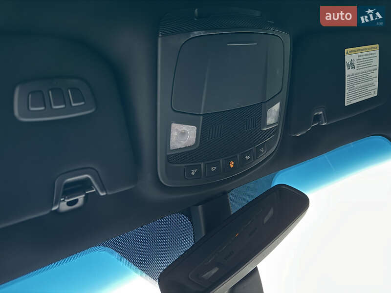 Седан Lincoln Continental 2020 в Києві