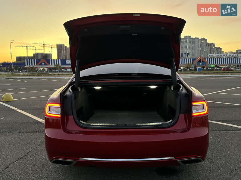 Седан Lincoln Continental 2020 в Києві