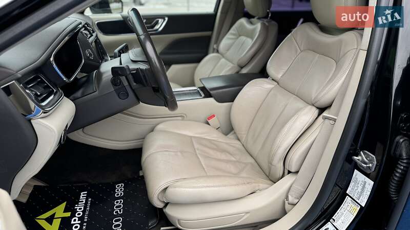 Седан Lincoln Continental 2016 в Киеве