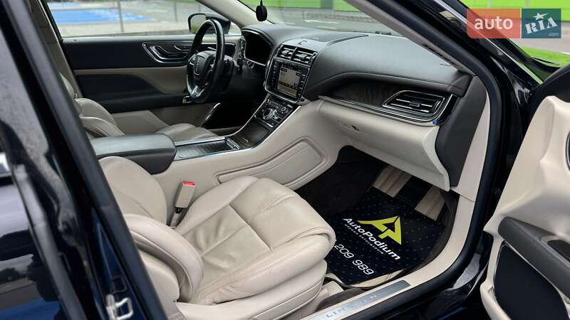 Седан Lincoln Continental 2016 в Киеве