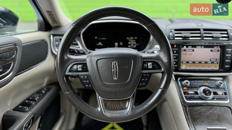 Седан Lincoln Continental 2016 в Киеве