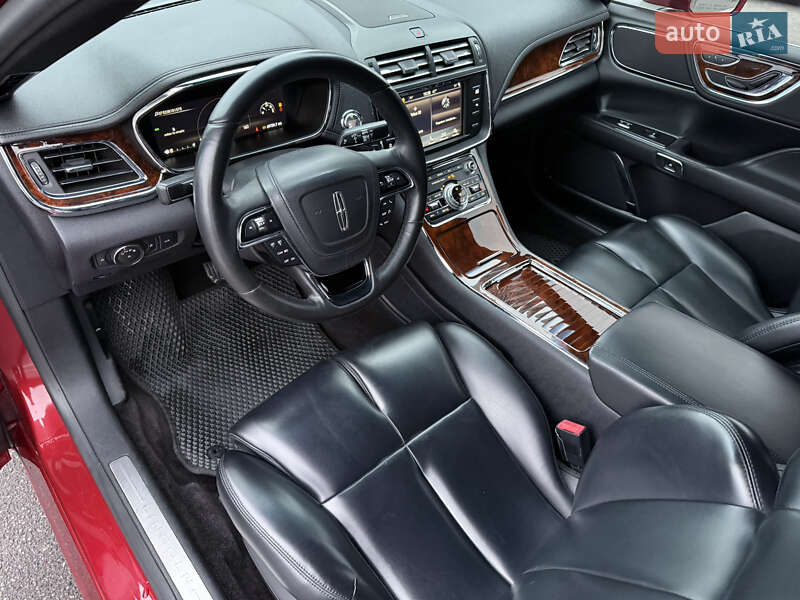 Седан Lincoln Continental 2017 в Киеве