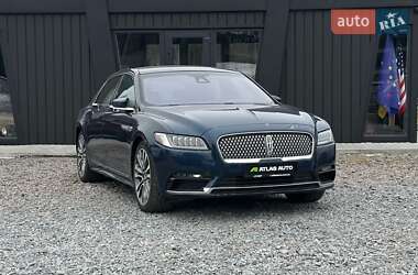 Седан Lincoln Continental 2016 в Львове