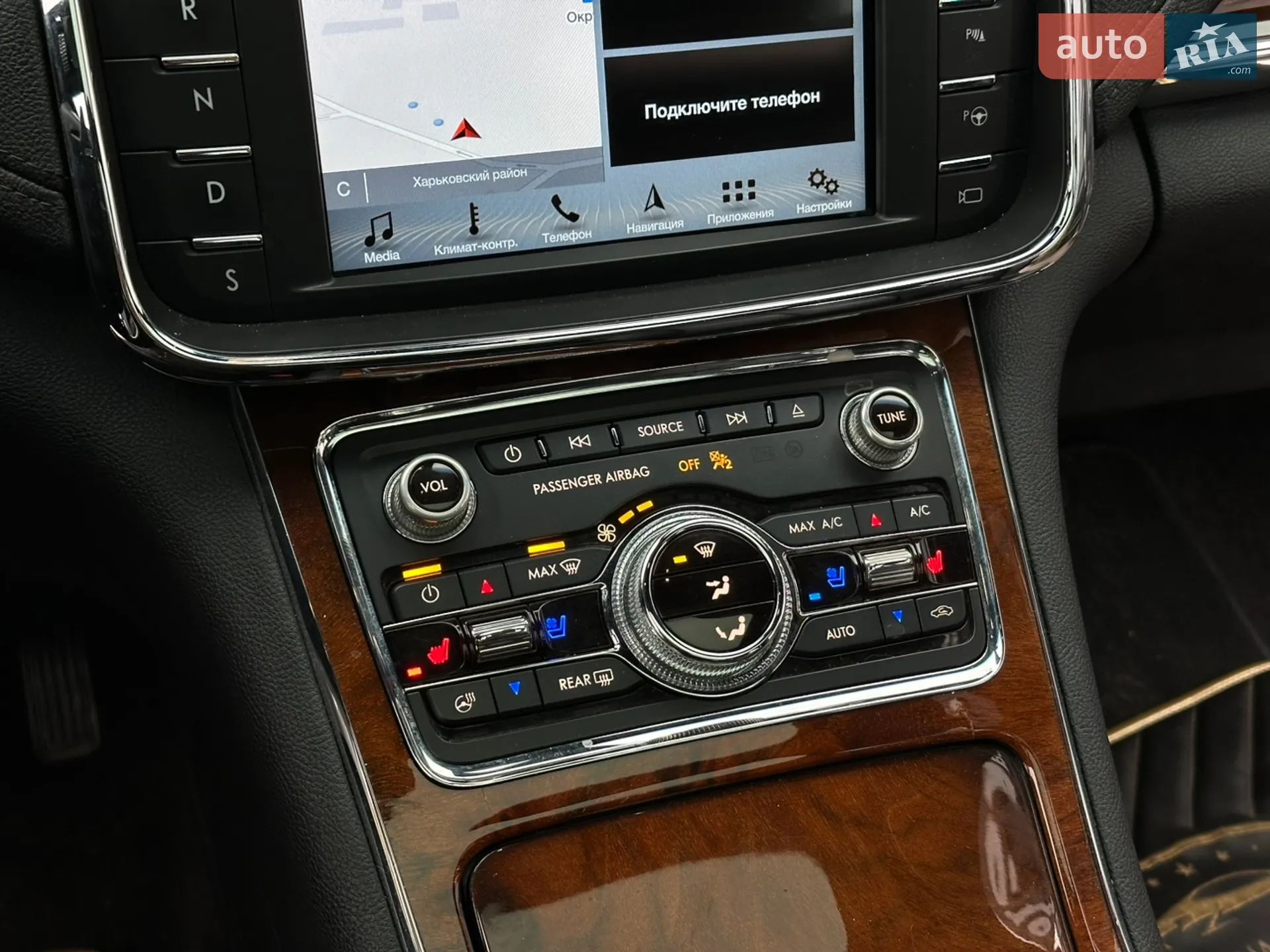2016 Lincoln Continental - мініатюра 33