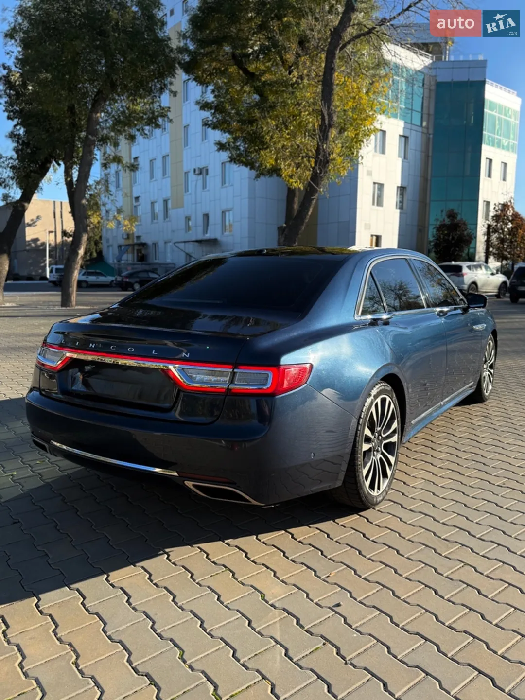 2017 Lincoln Continental - мініатюра 7