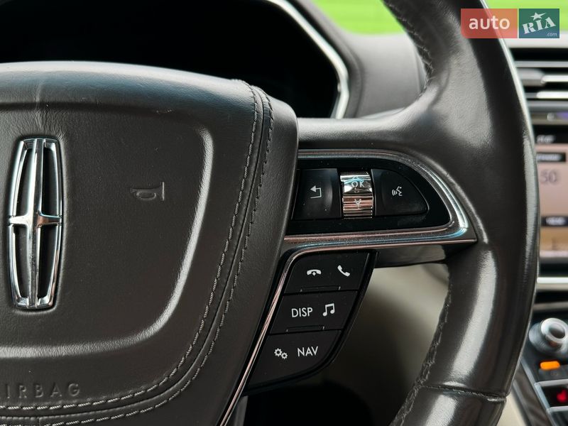 Седан Lincoln Continental 2016 в Києві