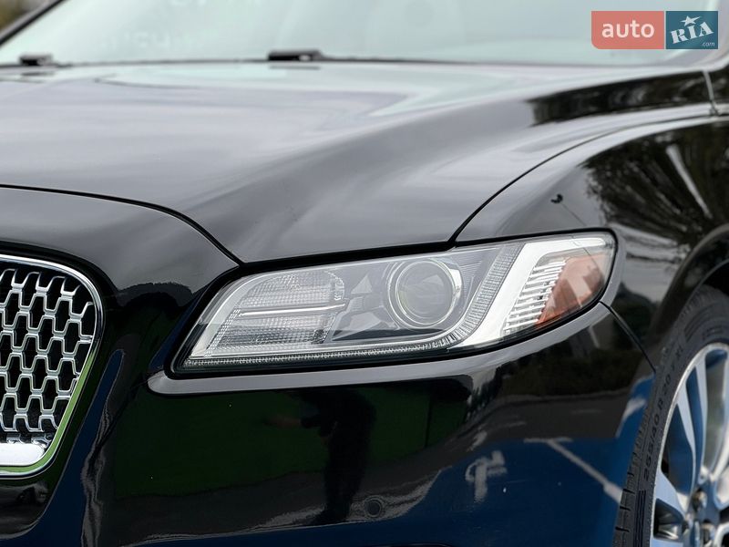 Седан Lincoln Continental 2016 в Києві