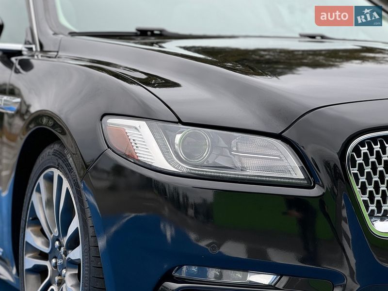 Седан Lincoln Continental 2016 в Києві