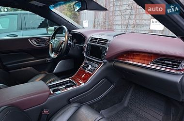 Седан Lincoln Continental 2019 в Киеве