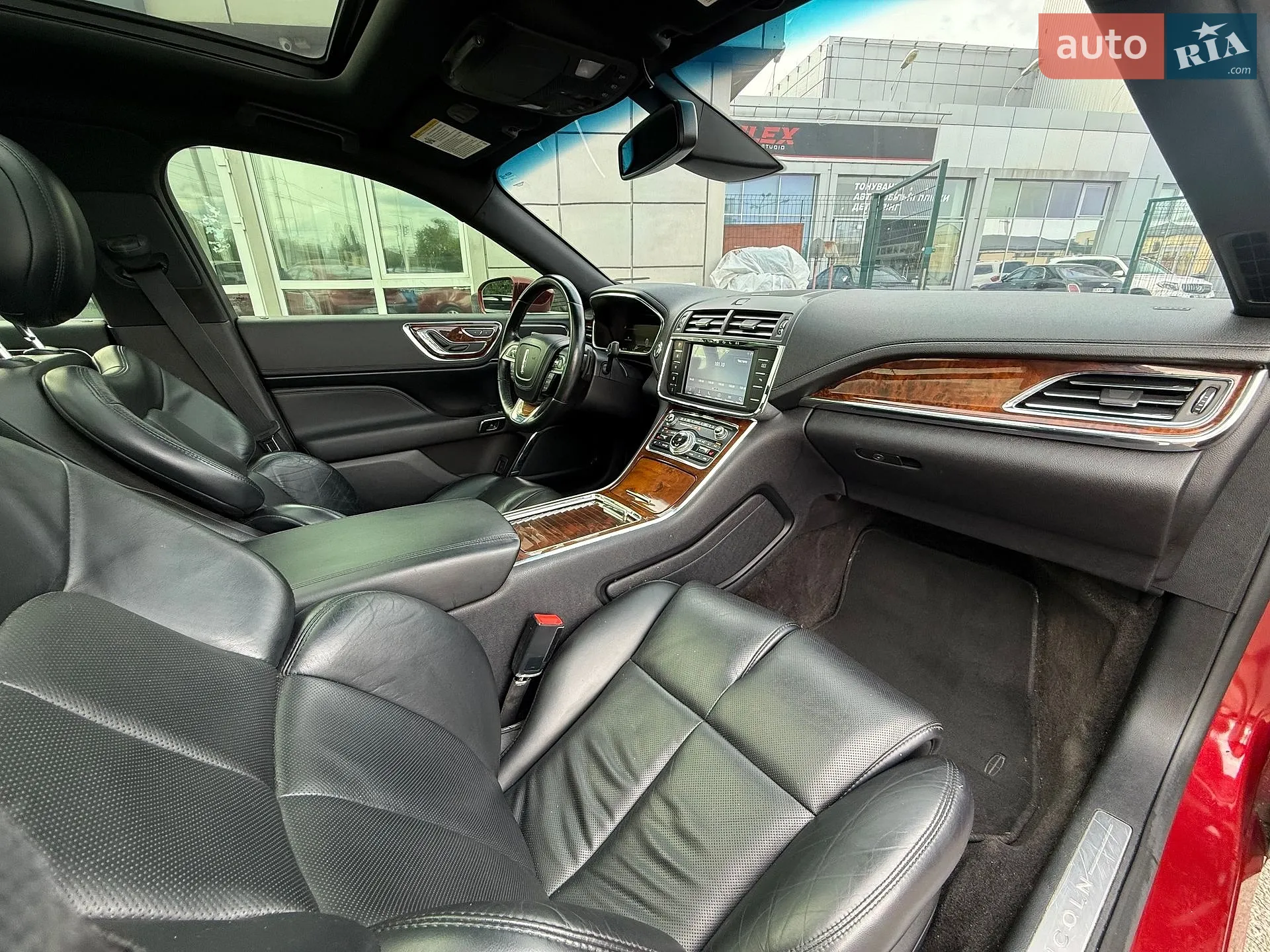 2016 Lincoln Continental - мініатюра 13