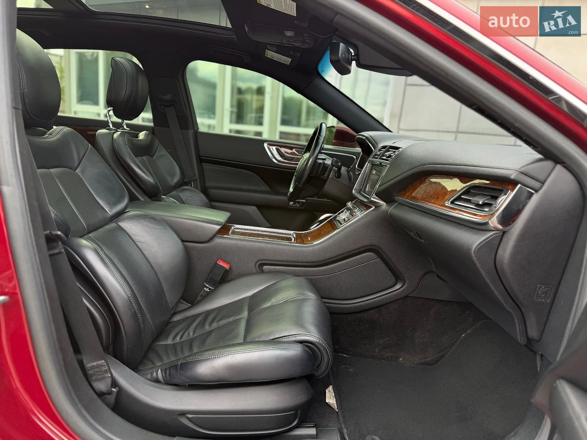 2016 Lincoln Continental - мініатюра 14