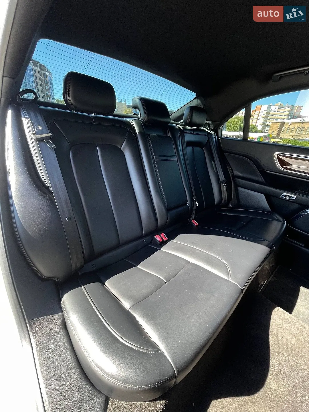 2020 Lincoln Continental - мініатюра 19