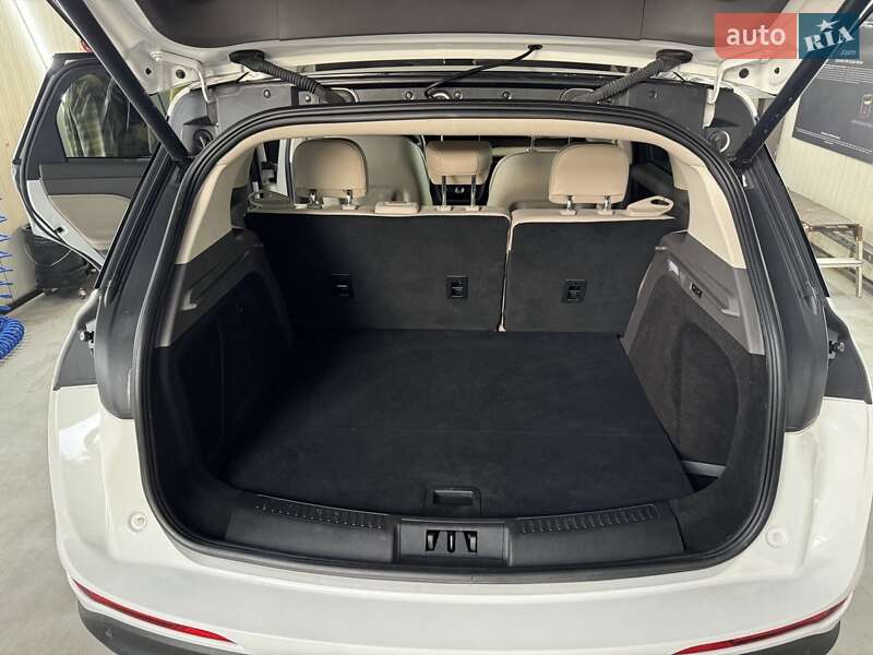 Внедорожник / Кроссовер Lincoln Corsair 2022 в Киеве