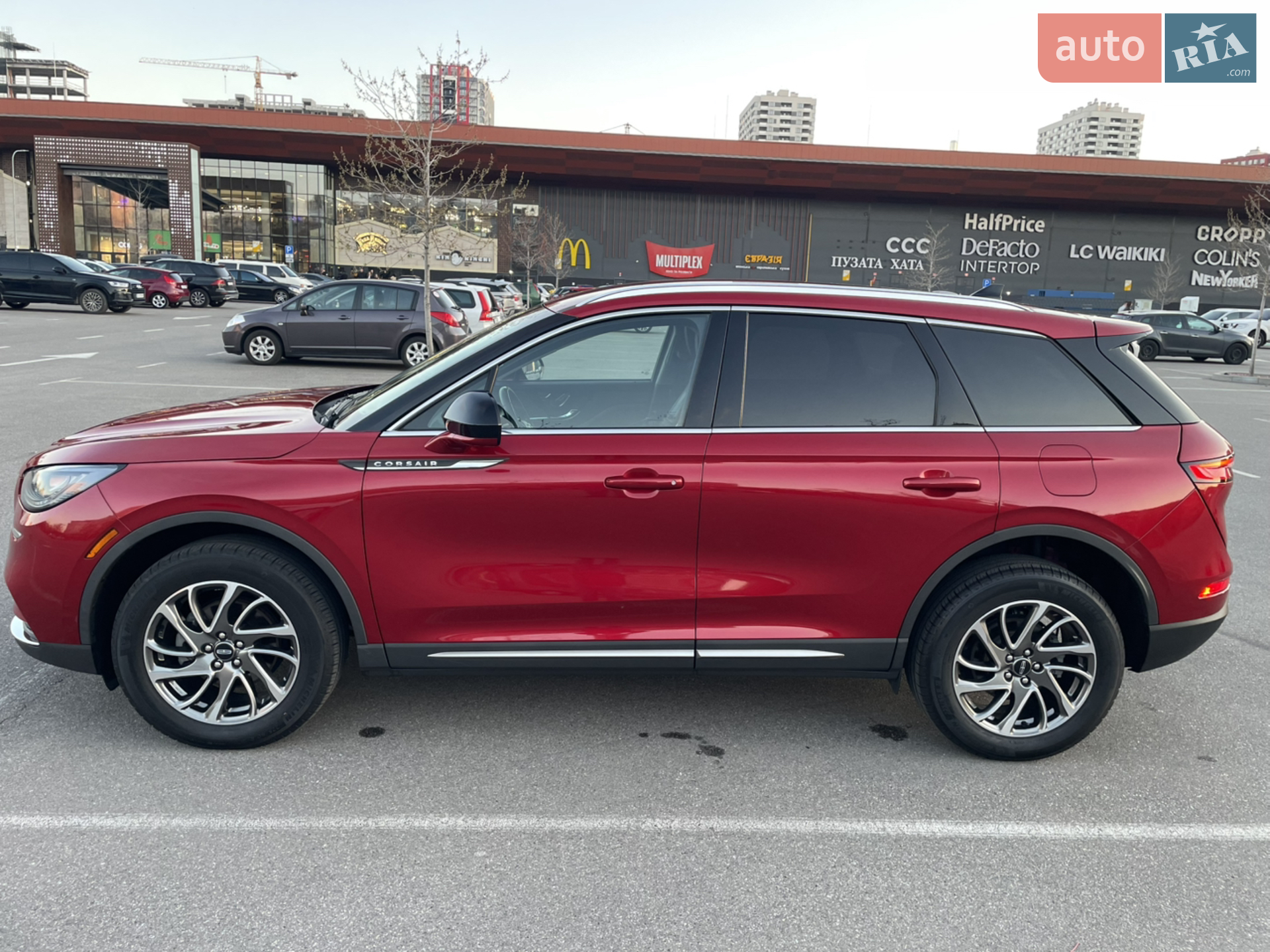 2021 Lincoln Corsair - мініатюра 4