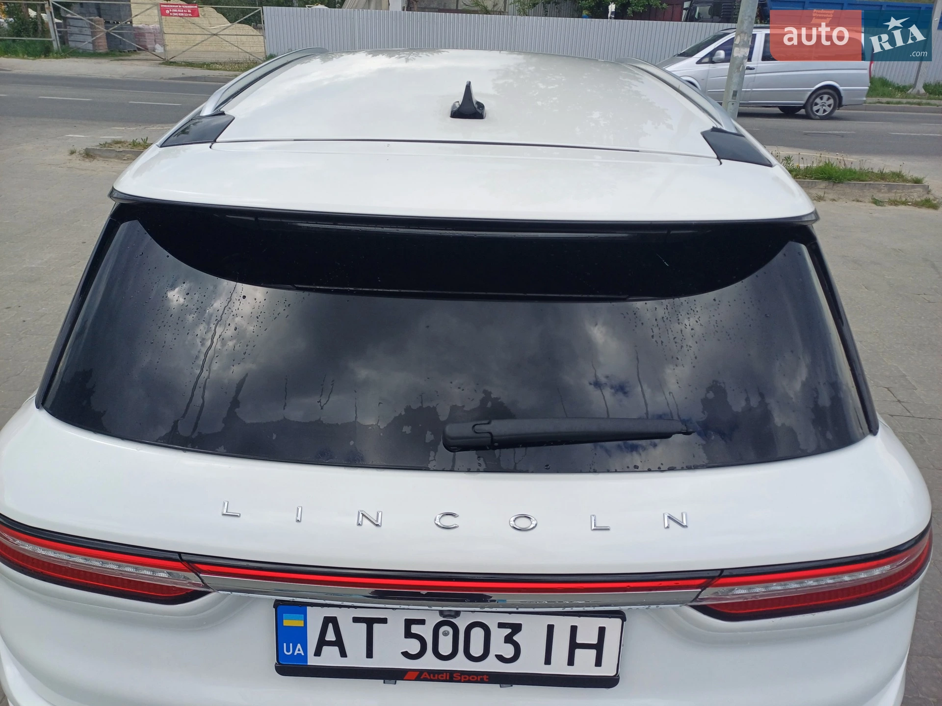 2022 Lincoln Corsair - мініатюра 7