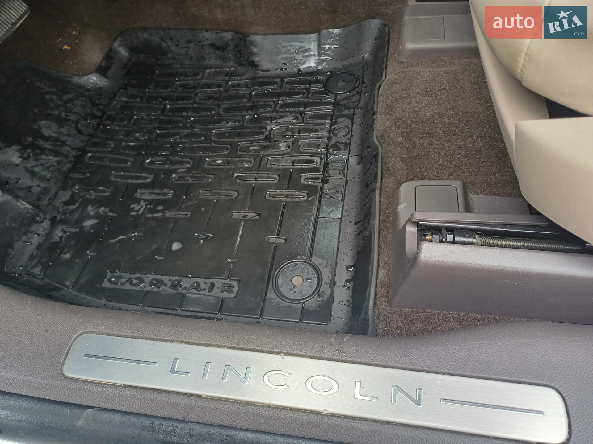 2022 Lincoln Corsair - мініатюра 41
