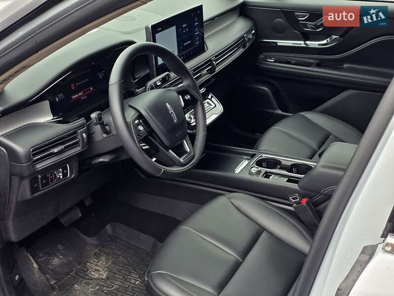 Позашляховик / Кросовер Lincoln Corsair 2024 в Тернополі