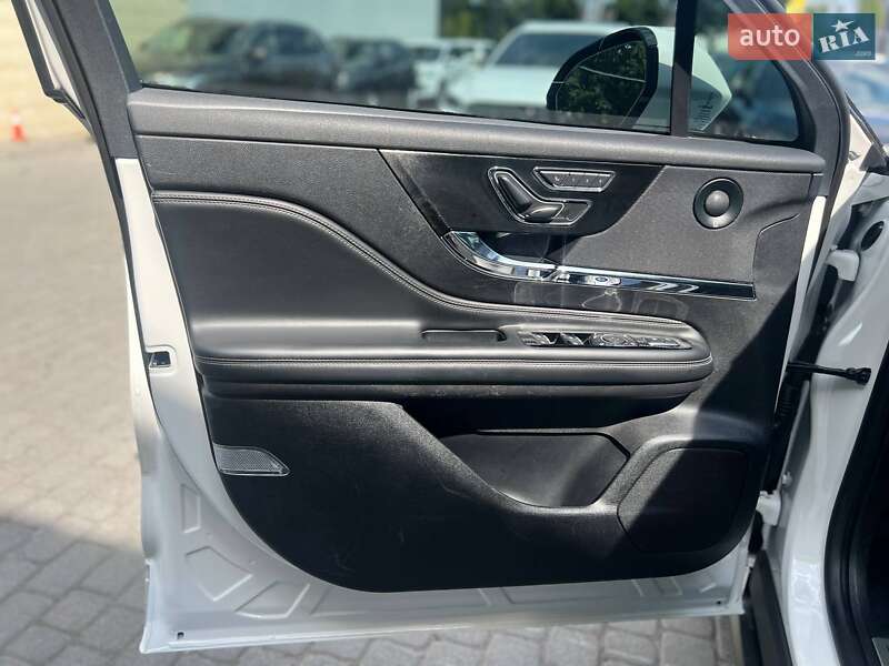 Внедорожник / Кроссовер Lincoln Corsair 2022 в Ивано-Франковске