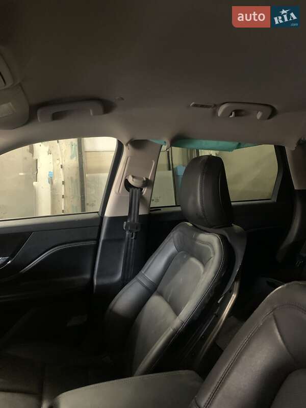 Внедорожник / Кроссовер Lincoln Corsair 2023 в Киеве фото 18 Внедорожник / Кроссовер Lincoln Corsair 2023 в Киеве