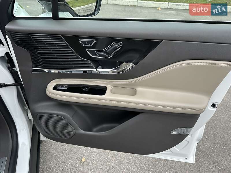 Позашляховик / Кросовер Lincoln Corsair 2022 в Києві