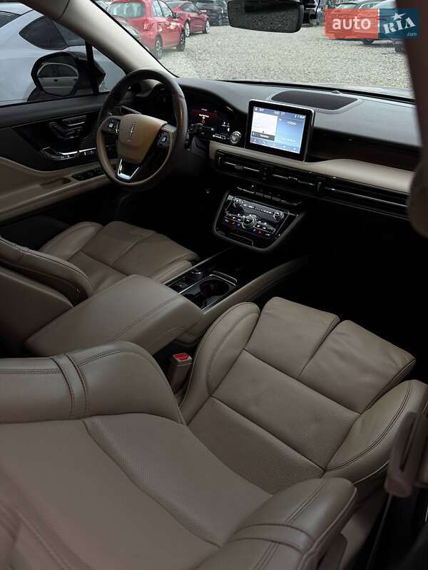 Позашляховик / Кросовер Lincoln Corsair 2022 в Чернівцях