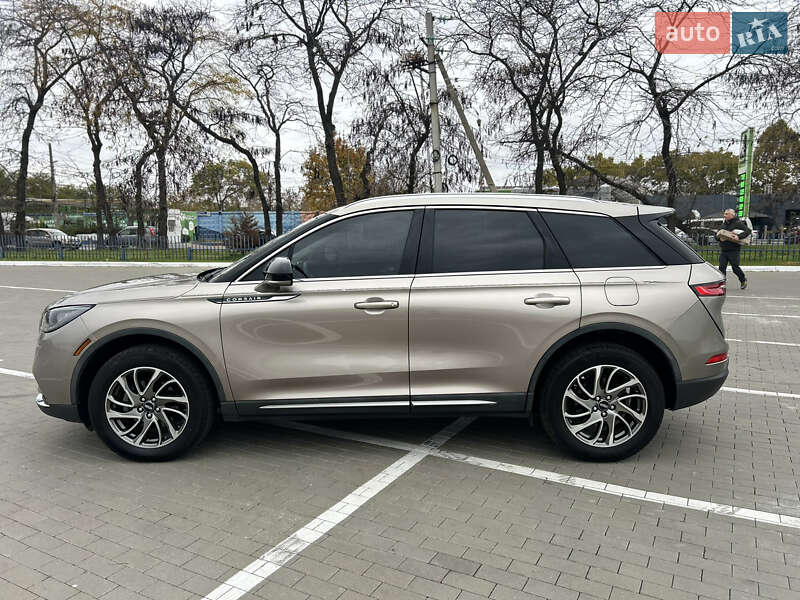 Позашляховик / Кросовер Lincoln Corsair 2021 в Одесі фото 4 Позашляховик / Кросовер Lincoln Corsair 2021 в Одесі