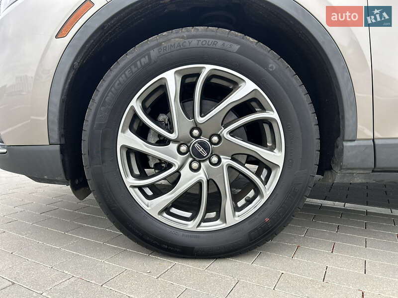 Позашляховик / Кросовер Lincoln Corsair 2021 в Одесі фото 25 Позашляховик / Кросовер Lincoln Corsair 2021 в Одесі