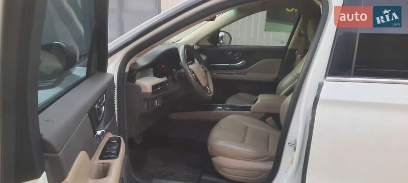 Позашляховик / Кросовер Lincoln Corsair 2020 в Рівному