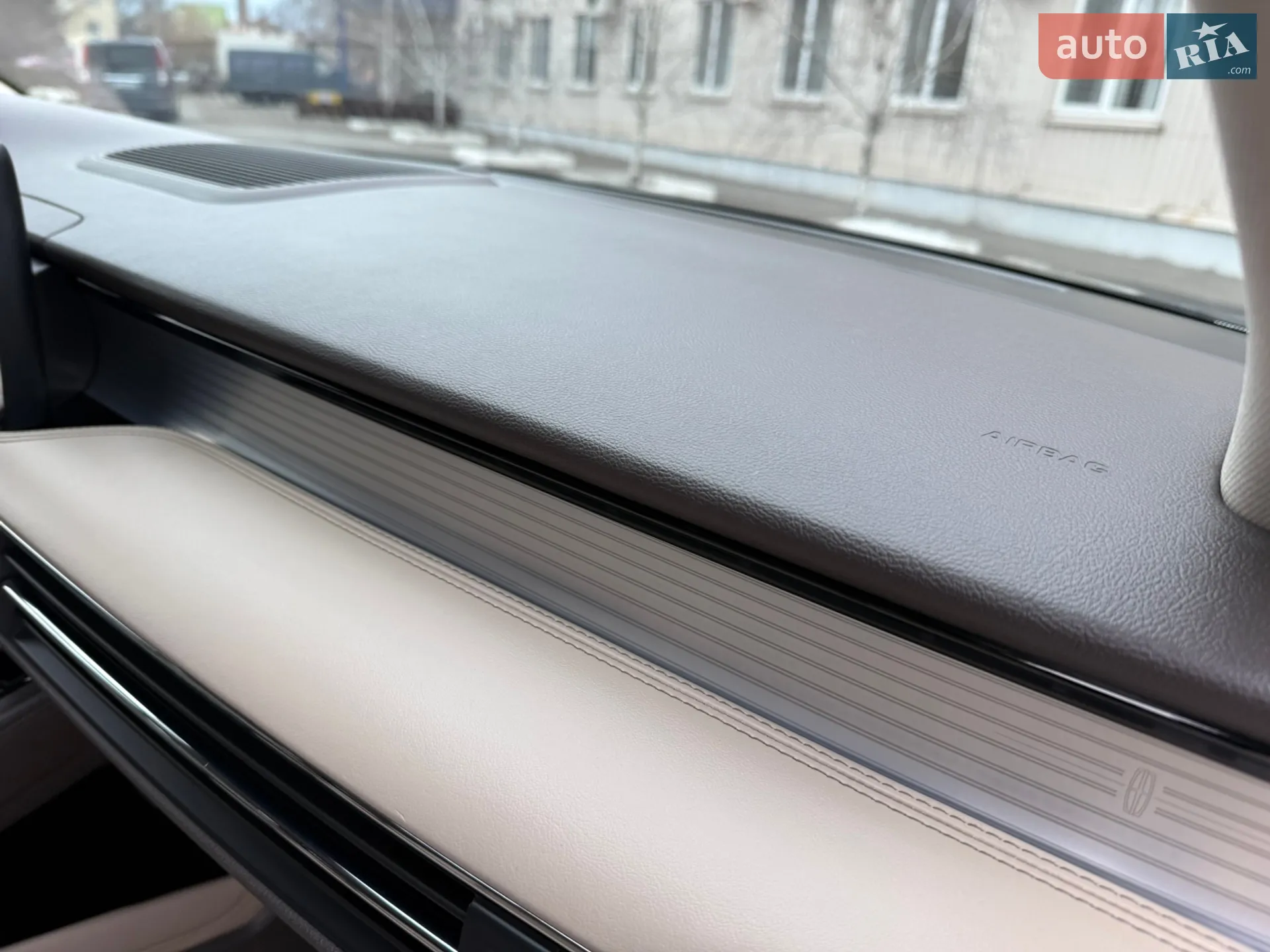 2020 Lincoln Corsair - мініатюра 35