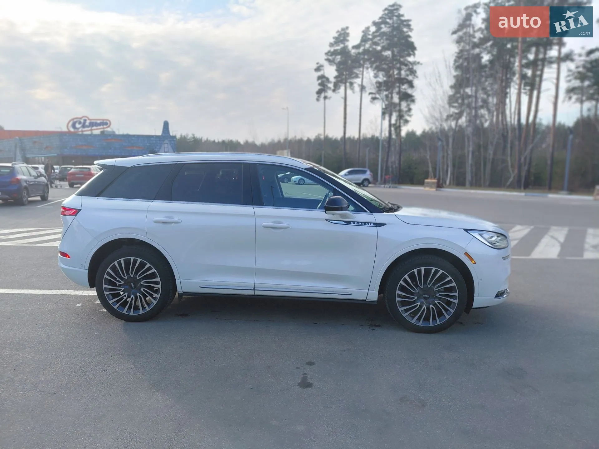2020 Lincoln Corsair - мініатюра 8