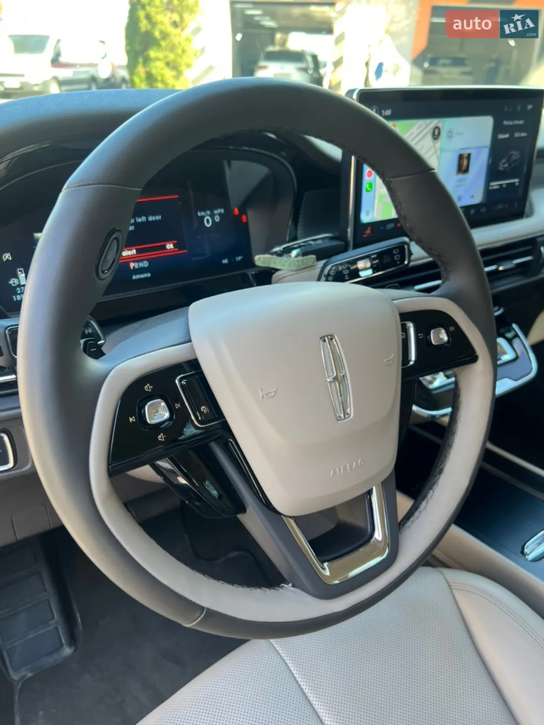 2023 Lincoln Corsair - мініатюра 19