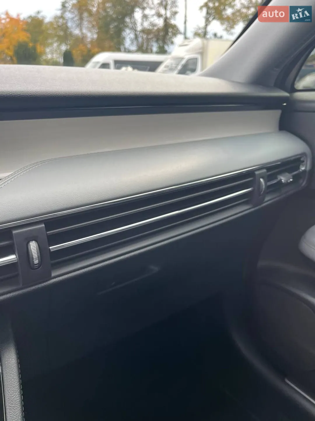2019 Lincoln Corsair - мініатюра 22