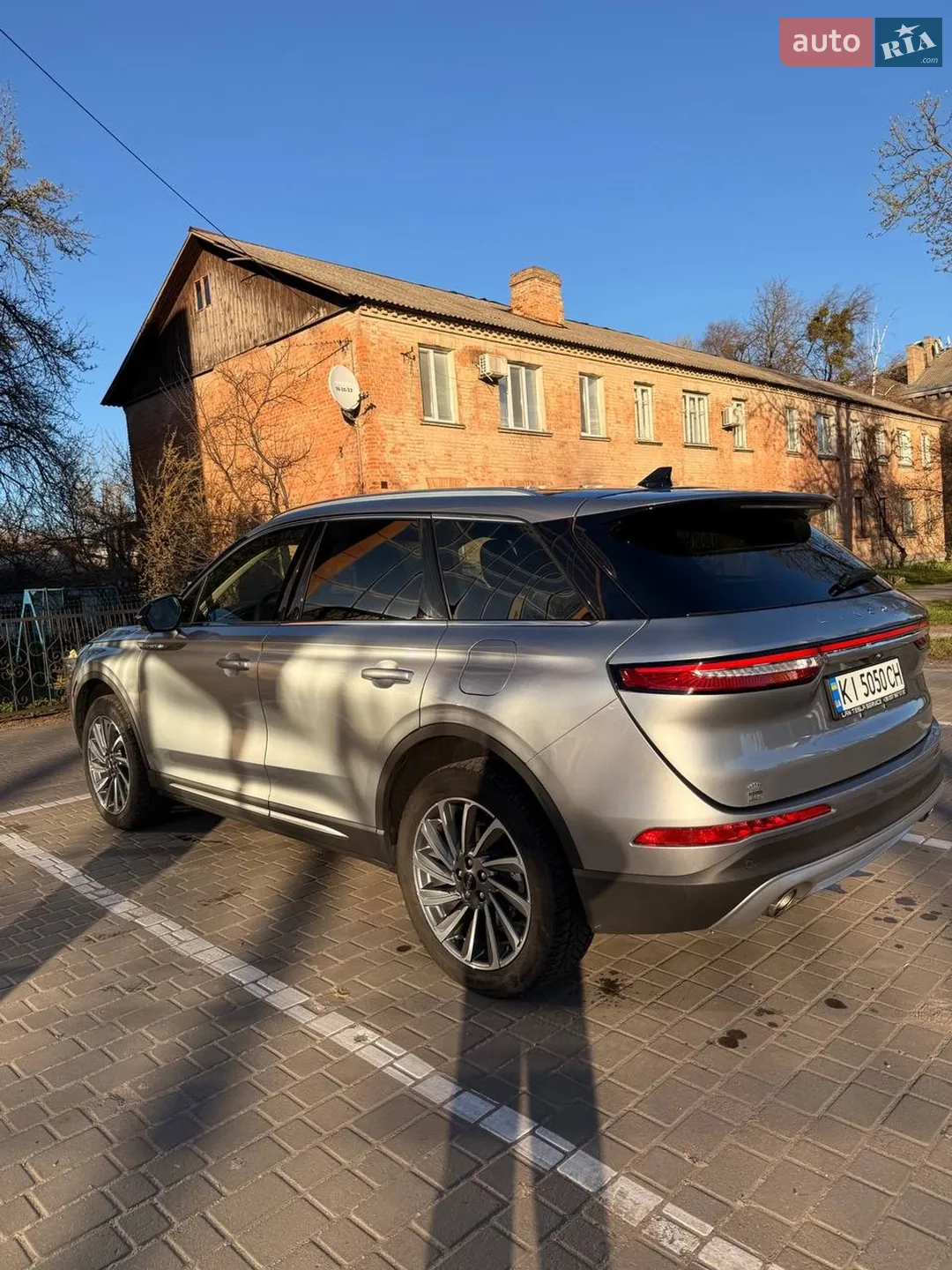 2023 Lincoln Corsair - мініатюра 2