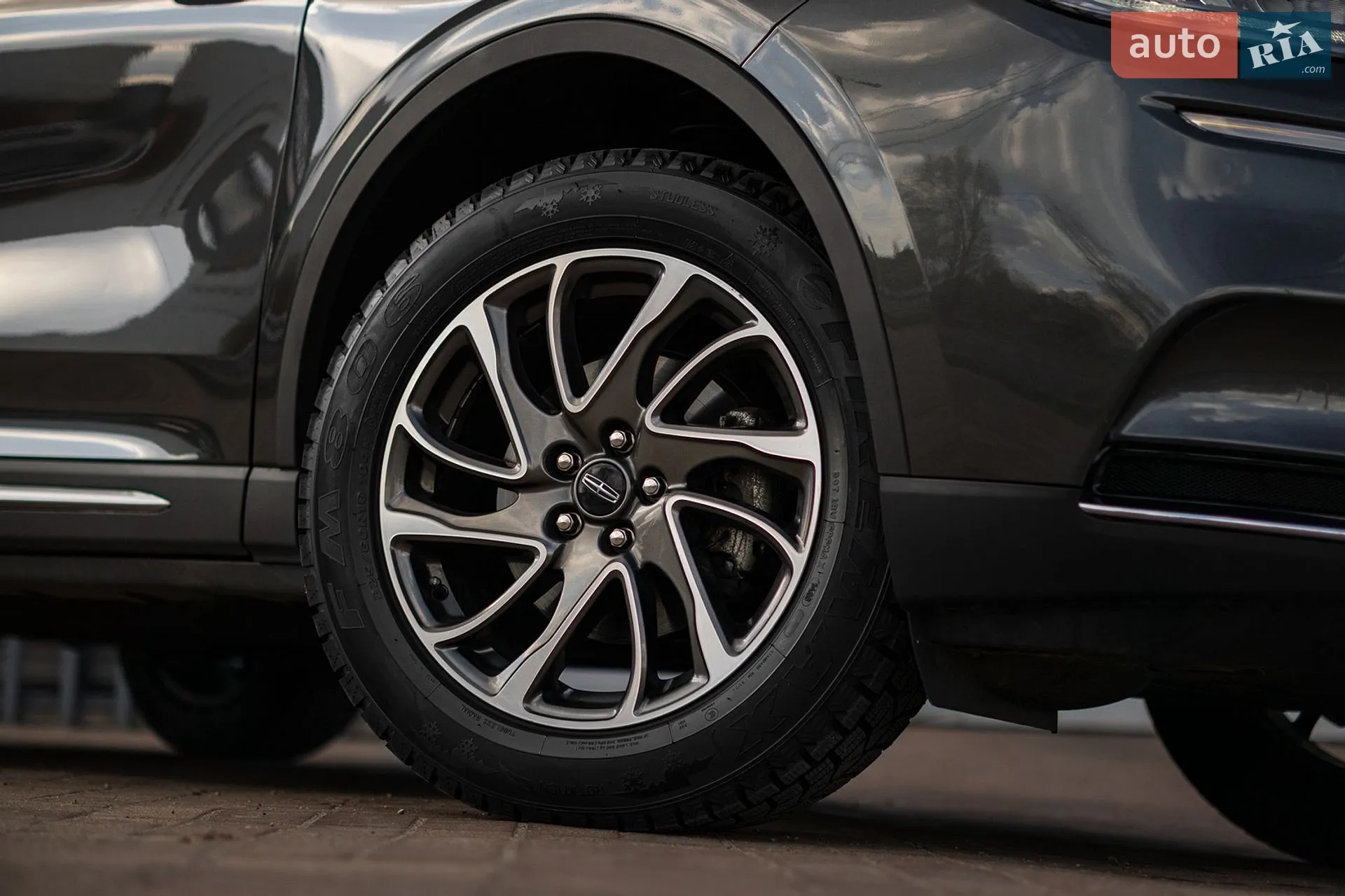 2020 Lincoln Corsair - мініатюра 9