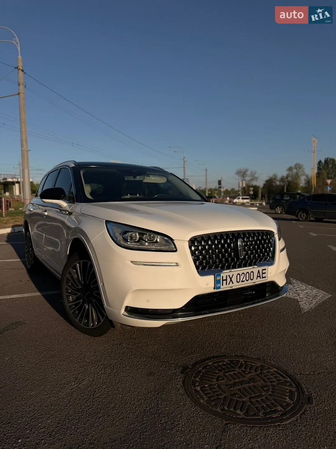 2020 Lincoln Corsair - мініатюра 2
