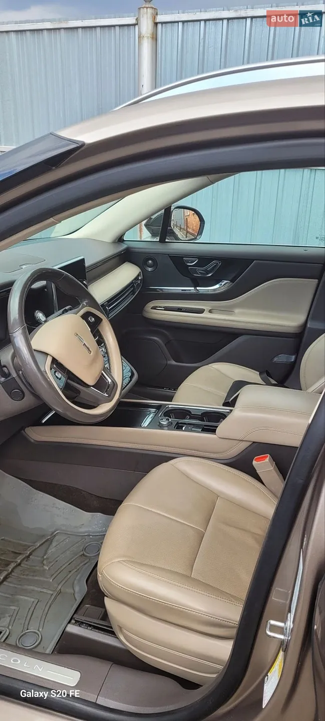 2020 Lincoln Corsair - мініатюра 13